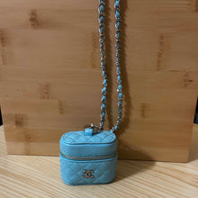 Load image into Gallery viewer, Airbud Case with Crossbody Chain - CiCi - Baby Blue
