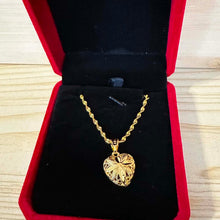 Load image into Gallery viewer, Dubai 24K Gold Plated Necklace - Size 18" Heart Pendant