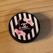 Load image into Gallery viewer, SILICONE FOCAL BEAD - Cici Paris Round