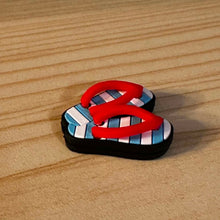 Load image into Gallery viewer, Flip Flop Silicone Focal Beads