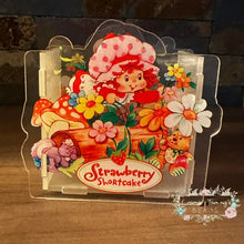 Load image into Gallery viewer, Acrylic Pen/Pencil/Brush Holder - Strawberry Shortcake Pen holder