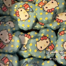 Load image into Gallery viewer, Kitty Acrylic Hearts - Assorted Colors Available - 1 Count Acrylic Heart Beads