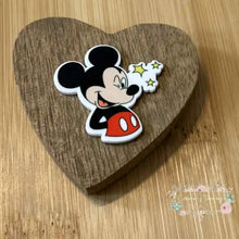 Load image into Gallery viewer, Star Mouse Flatback - 34 x 34mm Flatback