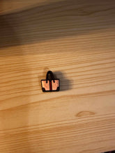 Load image into Gallery viewer, GiGi Tan Purse - Silicone Focal Bead
