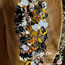 Load image into Gallery viewer, 10 Piece Random Enamel Halloween Mix Charms
