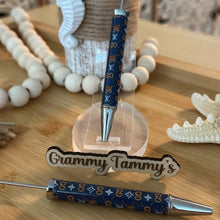 Load image into Gallery viewer, Beadable Pen -  GiGi, Love and Bear
