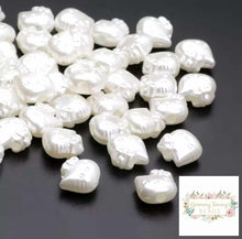 Load image into Gallery viewer, 11Mm White Acrylic Pearl Cat Bead -10 Count Beads
