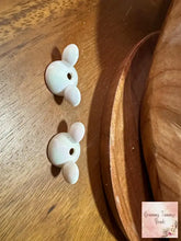 Load image into Gallery viewer, 14*29Mm Mouse Cap For Beads 1 Count Acyclic Bead
