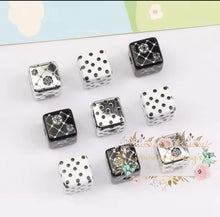 Load image into Gallery viewer, 14Mm Random Black &amp; White Aurora Square Acrylic Beads - 4 Count 14Mm
