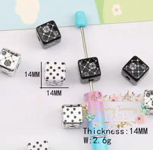 Load image into Gallery viewer, 14Mm Random Black &amp; White Aurora Square Acrylic Beads - 4 Count 14Mm
