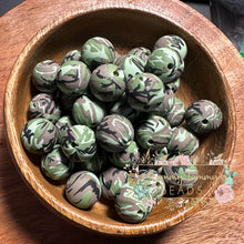 Load image into Gallery viewer, 15Mm Camo - Green Silicone Bead Round Beads
