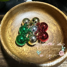 Load image into Gallery viewer, 16Mm Christmas Ball Shaped Beads - 8 Count
