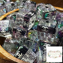 Load image into Gallery viewer, 16mm Square Clear CiCi Beads - 5 Count 16mm Acrylic Beads
