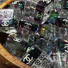 Load image into Gallery viewer, 16mm Square Clear CiCi Beads - 5 Count 16mm Acrylic Beads
