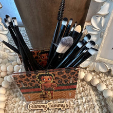 Load image into Gallery viewer, GiGi Betty -  ACRYLIC PEN/PENCIL/MAKE UP BRUSHES HOLDER
