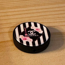 Load image into Gallery viewer, SILICONE FOCAL BEAD - Cici Paris Round
