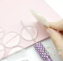 Load image into Gallery viewer, 31mm Round Bead with Straight Hole Flatback Holder - Available in Different Colors Flatback Holders
