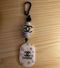 Load image into Gallery viewer, CiCi Butterfly - Ready Made Keychain
