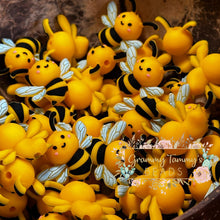 Load image into Gallery viewer, 3D Silicone Focal Bead - Bee 1 Count Beads
