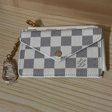 Load image into Gallery viewer, Fancy Mini Purse Keychain - White &amp; Grey
