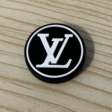 Load image into Gallery viewer, LoVe Round - Black &amp; White Silicone Focal Bead
