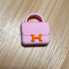 Load image into Gallery viewer, Herms Purse - Pink Silicone Focal Bead
