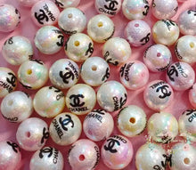 Load image into Gallery viewer, 5 Count Random 16Mm Pastel Acrylic Cici Beads
