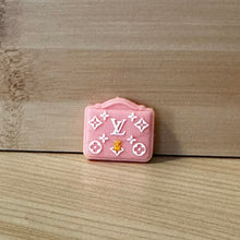 Load image into Gallery viewer, Love Purse - Pink &amp; White - SIlicone Focal Bead
