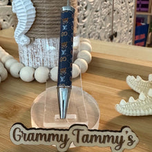 Load image into Gallery viewer, Beadable Pen -  GiGi, Love and Bear
