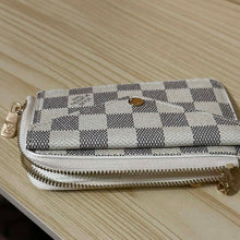 Load image into Gallery viewer, Fancy Mini Purse Keychain - White &amp; Grey
