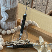 Load image into Gallery viewer, Beadable Pen - LoVe - Black &amp; Green

