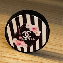 Load image into Gallery viewer, SILICONE FOCAL BEAD - Cici Paris Round

