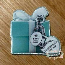 Load image into Gallery viewer, ACRYLIC FLATBACK - Tif - Gift with Charm - Silver Glitter Flatback Glitter Flatback
