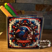 Load image into Gallery viewer, Acrylic pen/pencil/brush holder - Patriots Pen holder
