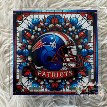 Load image into Gallery viewer, ACRYLIC PEN/PENCIL/MAKE UP BRUSHES HOLDER - Patriots Pen holder
