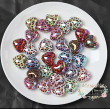 Load image into Gallery viewer, Assorted Leopard Heart Beads - 5 Count leopard heart beads
