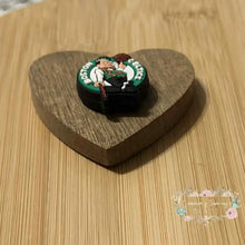 Load image into Gallery viewer, B Basketball #1 Silicone Focal Bead - One Count Silicone Focal Bead
