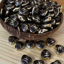 Load image into Gallery viewer, CiCi Black &amp; Gold Acrylic Heart Beads - 5 Count
