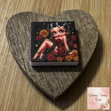 Load image into Gallery viewer, Betty Boop Silicone Focal Bead Silicone Focal Bead
