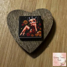 Load image into Gallery viewer, Betty Boop Silicone Focal Bead Silicone Focal Bead
