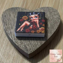 Load image into Gallery viewer, Betty Boop Silicone Focal Bead Silicone Focal Bead
