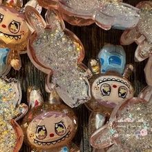 Load image into Gallery viewer, Blue Glitter Shaker Flatback Glitter Flatback
