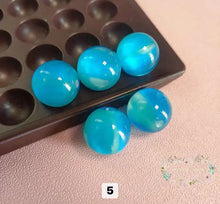 Load image into Gallery viewer, Cat Eye16mm Round Acrylic Beads - Assorted Colors Available #5 16mm Cats Eye
