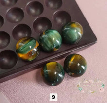 Load image into Gallery viewer, Cat Eye16mm Round Acrylic Beads - Assorted Colors Available #9 16mm Cats Eye
