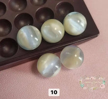Load image into Gallery viewer, Cat Eye16mm Round Acrylic Beads - Assorted Colors Available 16mm Cats Eye
