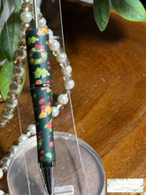 Load image into Gallery viewer, Christmas Beadable Pen - Green #115
