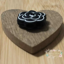Load image into Gallery viewer, CiCI Black Flower Silicone Focal Bead Silicone Focal Bead
