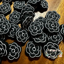 Load image into Gallery viewer, Cici New Black Flower Silicone Focal Bead
