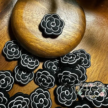 Load image into Gallery viewer, Cici New Black Flower Silicone Focal Bead
