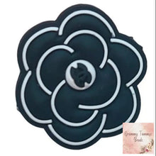 Load image into Gallery viewer, Cici New Black Flower Silicone Focal Bead
